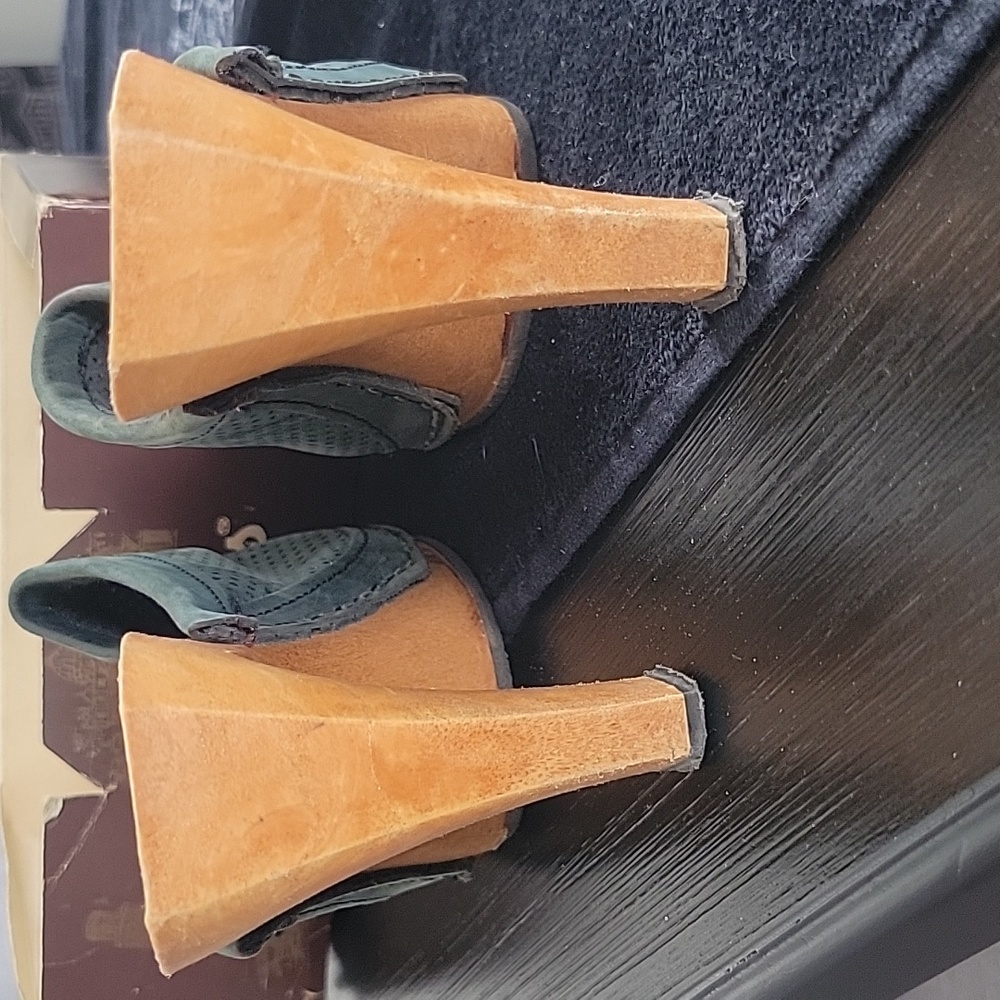 Candie's for el greco Clogs, Blue, 8, Vintage. - Picture 8 of 8
